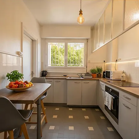 Διαμέρισμα Lumineux Avec Vue Centre & Gare - Emplacement Ideal *